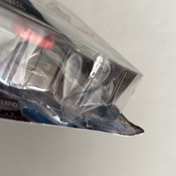 1996 Star Trek First Contact Commander Deanna Troi-Counselor-Enterprise Figure - Picture 11 of 11